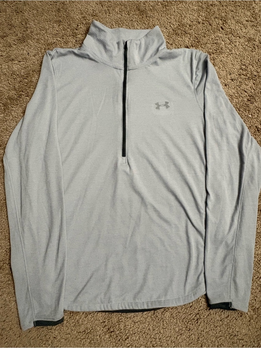 Under Armour Women’s Light Gray 1/4 Zip Performance Jacket - Large